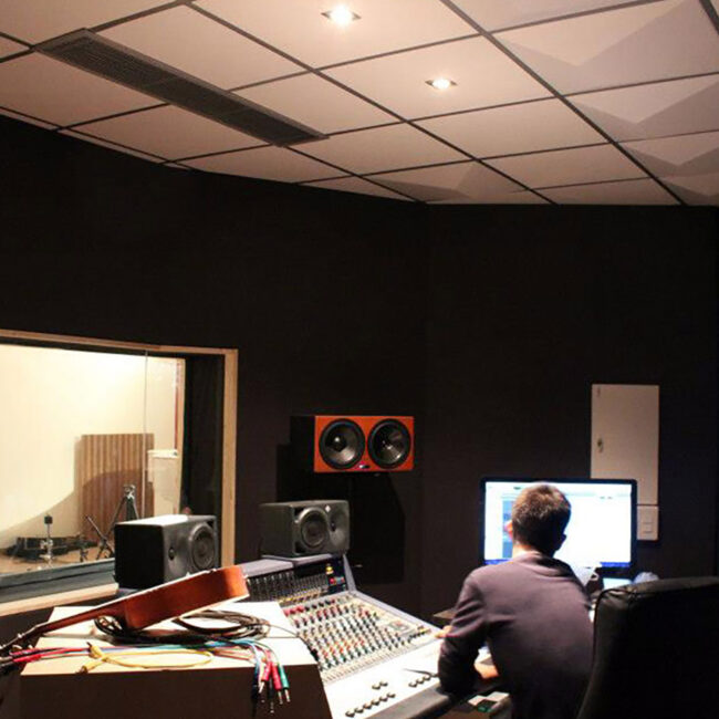 ESTUDIO – CONTROL ROOM PUZOL (VALENCIA)